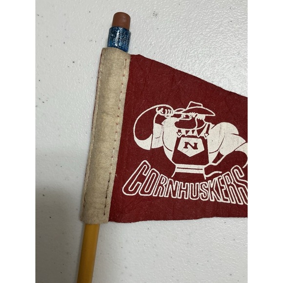 Nebraska Cornhuskers Felt Mini Pennant Pencil Vintage Retro Football Academia - Picture 2 of 5